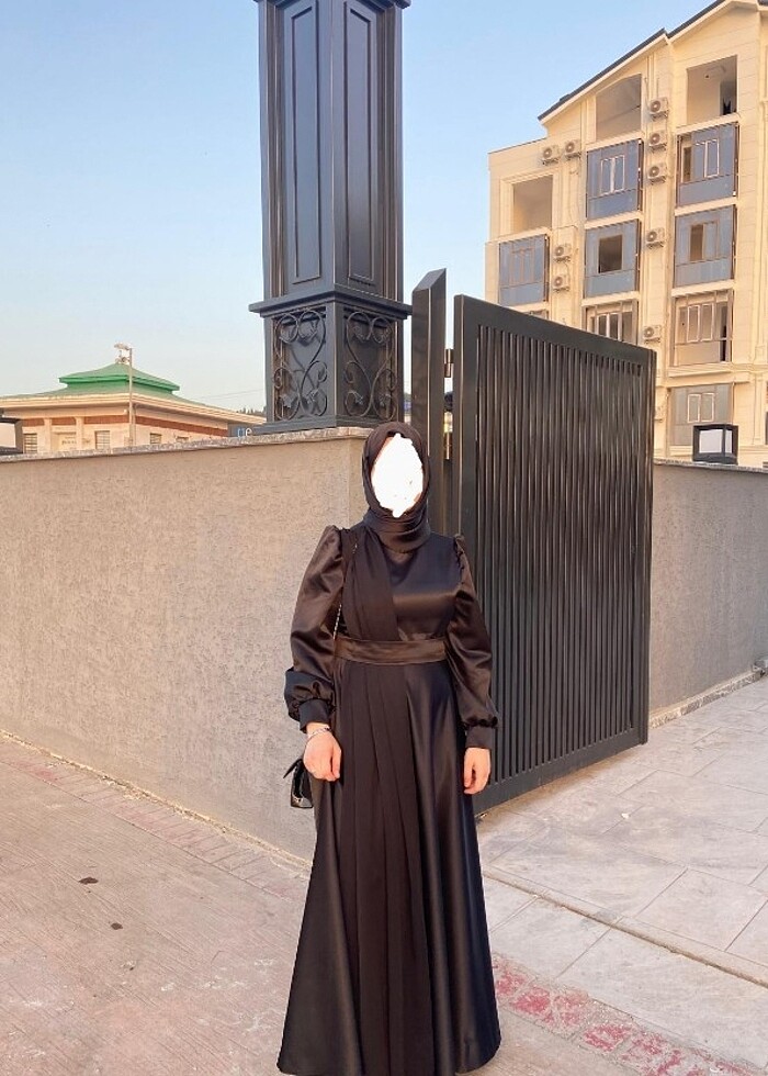 Siyah saten elbise - Görsel 2