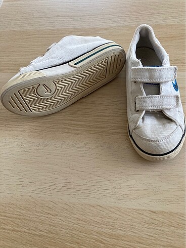 Nike Canvas Junior Sneakers