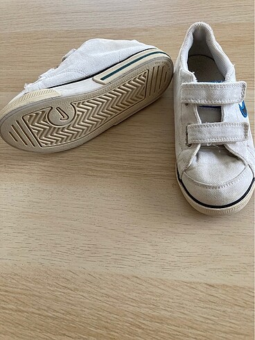 Nike Nike Canvas Junior Sneakers