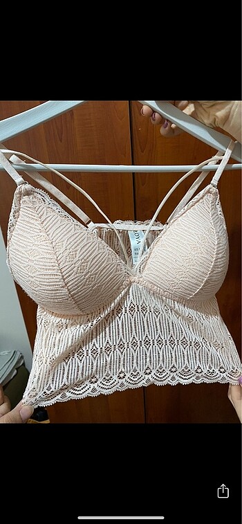 Loya s beden pudra bralet