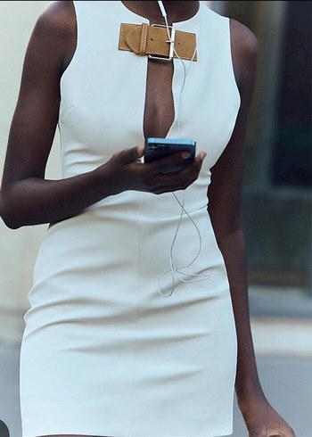 Kemer Detaylı Beyaz Elbise - Görsel 3