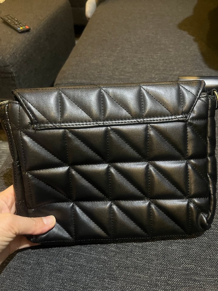 Kareli Desenli Siyah Deri Kadın Çanta - Görsel 5