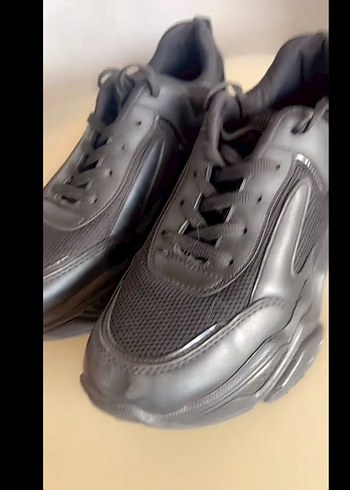 Siyah Bağcıklı Kadın Spor Ayakkabı - Görsel 2