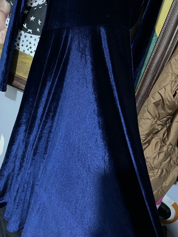 Uzun Kollu kadife Lacivert Kadın Elbise bir kez giyildi - Görsel 2