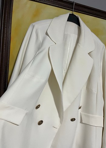 İthal özel dikim dügmeli kırık beyaz Uzun Kadın Blezır - Görsel 3