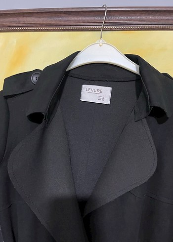 Kemerli Siyah Kadın Trençkot - Görsel 4