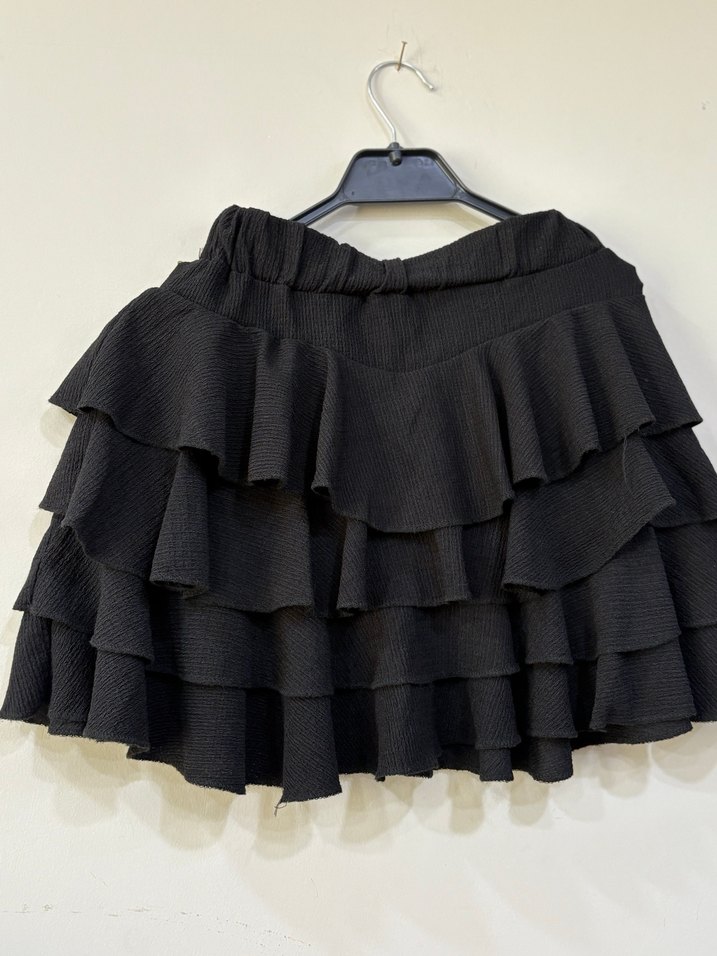 Siyah Kat Kat Volanlı Mini Etek - Görsel 2