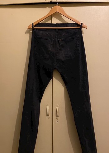 Dizleri Yırtık Siyah Kot Pantolon - Görsel 2