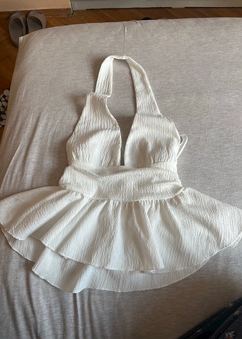Zara Beyaz V Yaka Fırfırlı Keten Mini Bluz