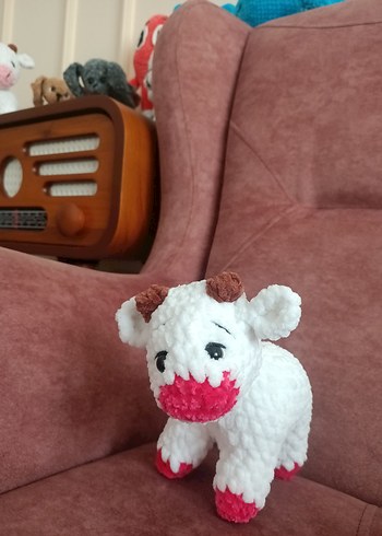 Renkli Detaylı Beyaz Peluş inek Oyuncak - Görsel 4