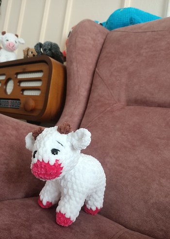 Renkli Detaylı Beyaz Peluş inek Oyuncak - Görsel 2