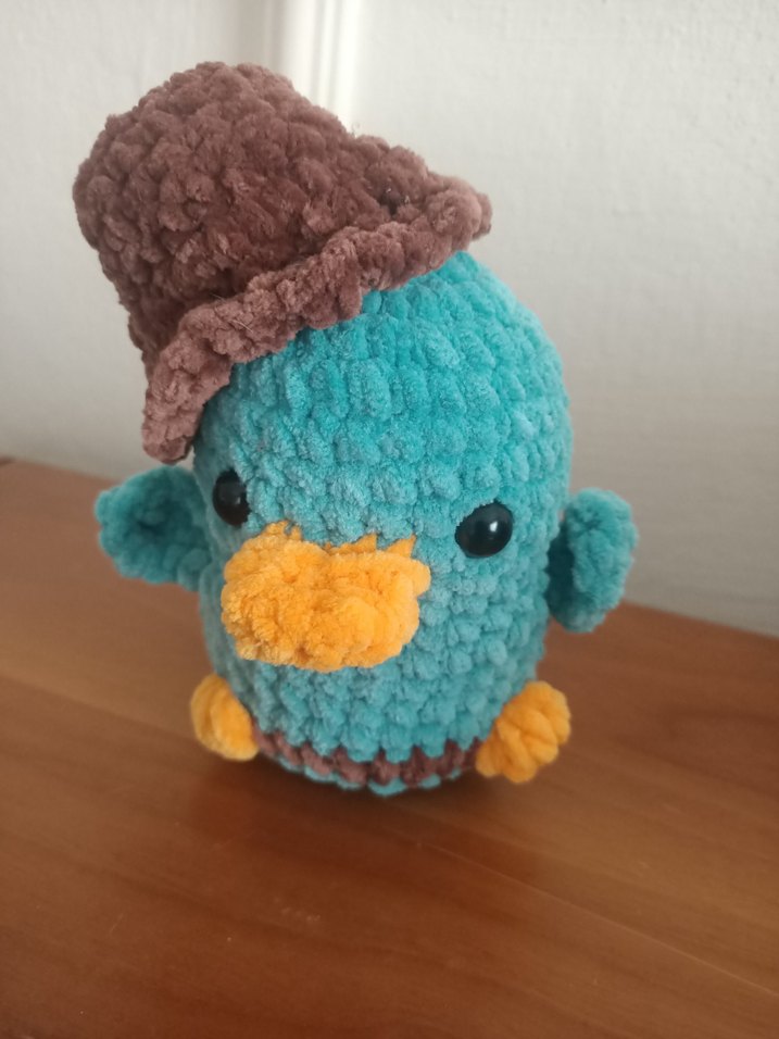 Çizgi film karakteri sevimli evcil hayvan ornitorenk pery - Görsel 2