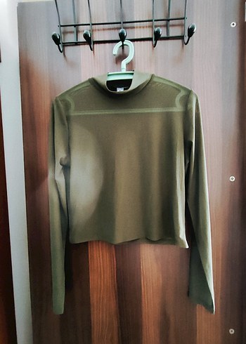 Primark Kadın Haki Boğazlı Dar Kesim bluz