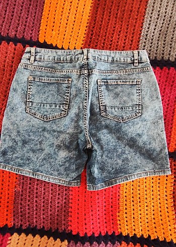 Renkli Batik Desenli Mini Denim Şort