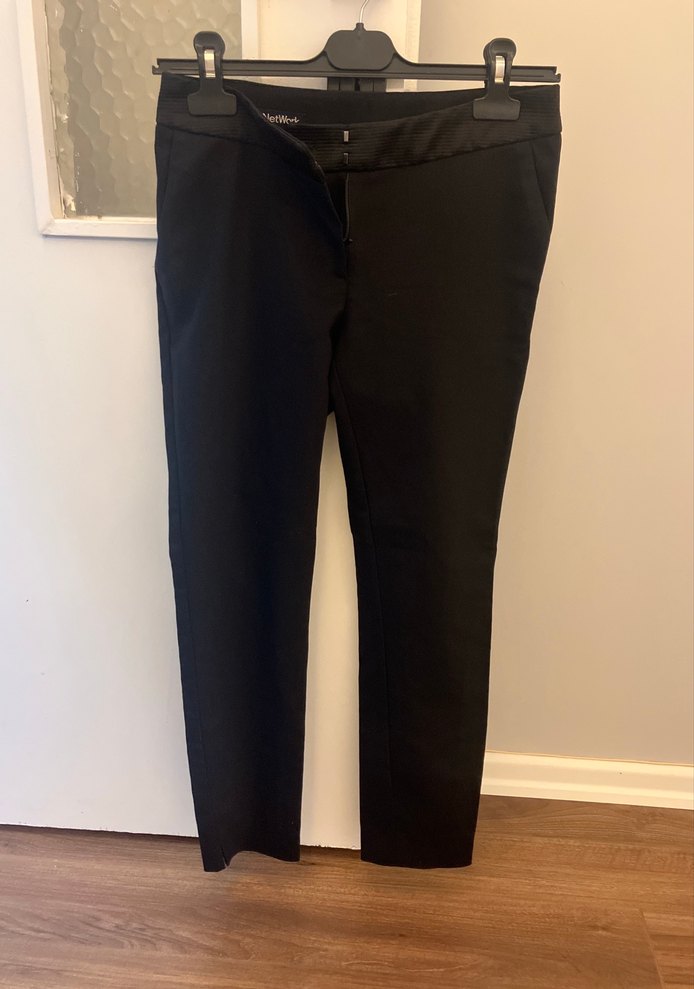 Network marka Düğmeli Siyah Kadın Kumaş Pantolon - Görsel 3