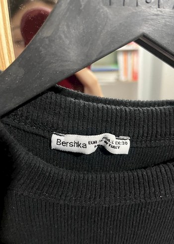 Siyah Yüksek Yakalı Kolsuz Elbise - Görsel 4