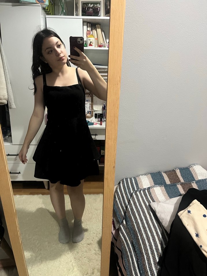 Siyah mezuniyet elbisesi - Görsel 4