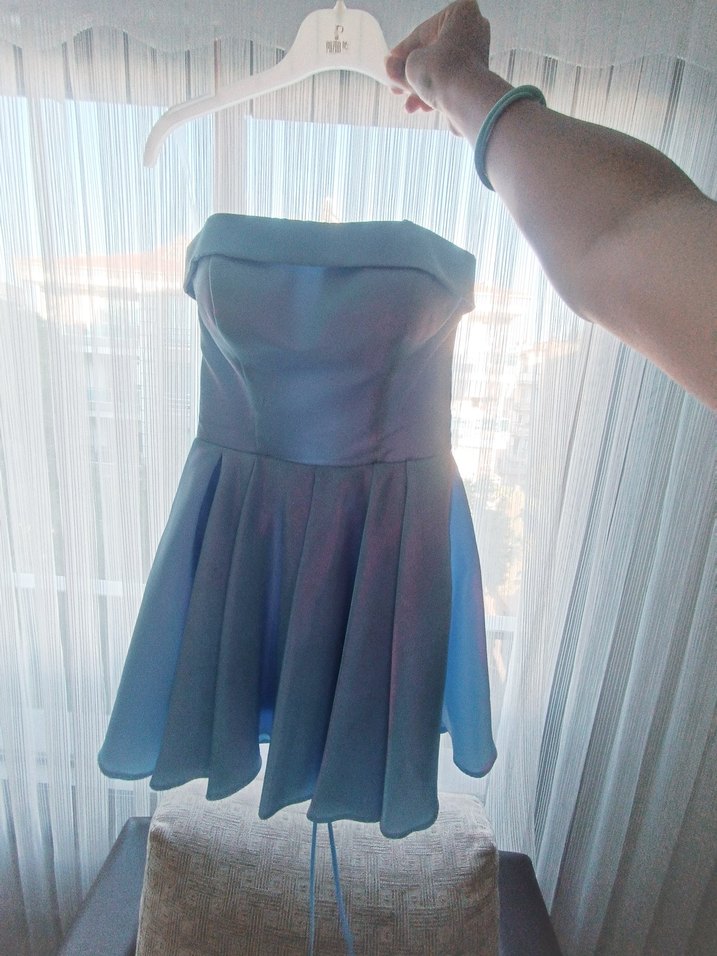 Mavi saten mezuniyet elbisesi (Düşünenler için fiyat konuşulur.) - Görsel 4