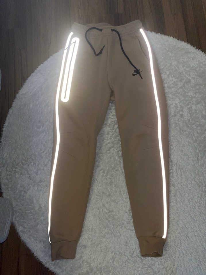 Nike tech reflektörlü bej eşofman - Görsel 2