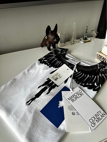 ORJİNAL SIFIR ETİKETLİ MARCELO BURLON TSHİRT - Görsel 7
