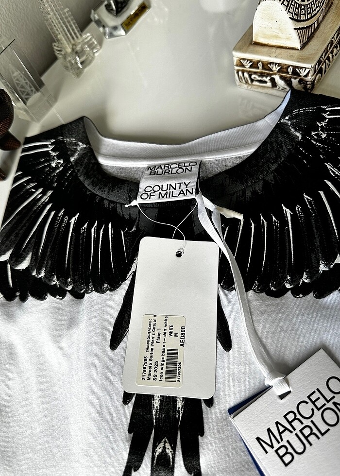 ORJİNAL SIFIR ETİKETLİ MARCELO BURLON TSHİRT - Görsel 5