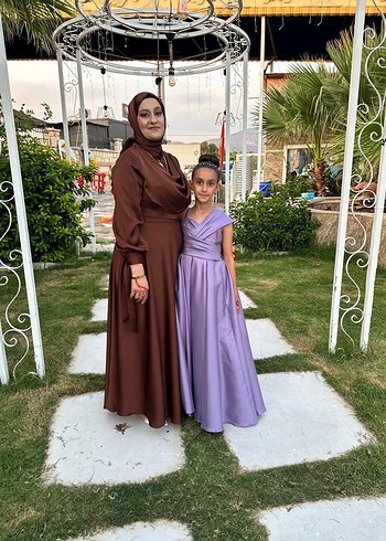 Abiye SATEN DEGAJE YAKA ABİYE