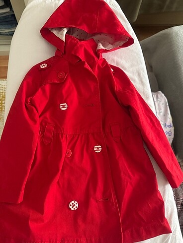 LC Waikiki Kız Çocuk Trençkot