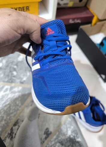 Adidas ORİJİNAL ADİDAS SPOR AYAKKABI SIFIR GİBİ