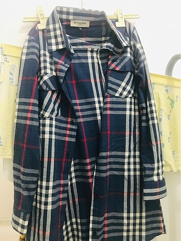 Burberry Karelı gömlek