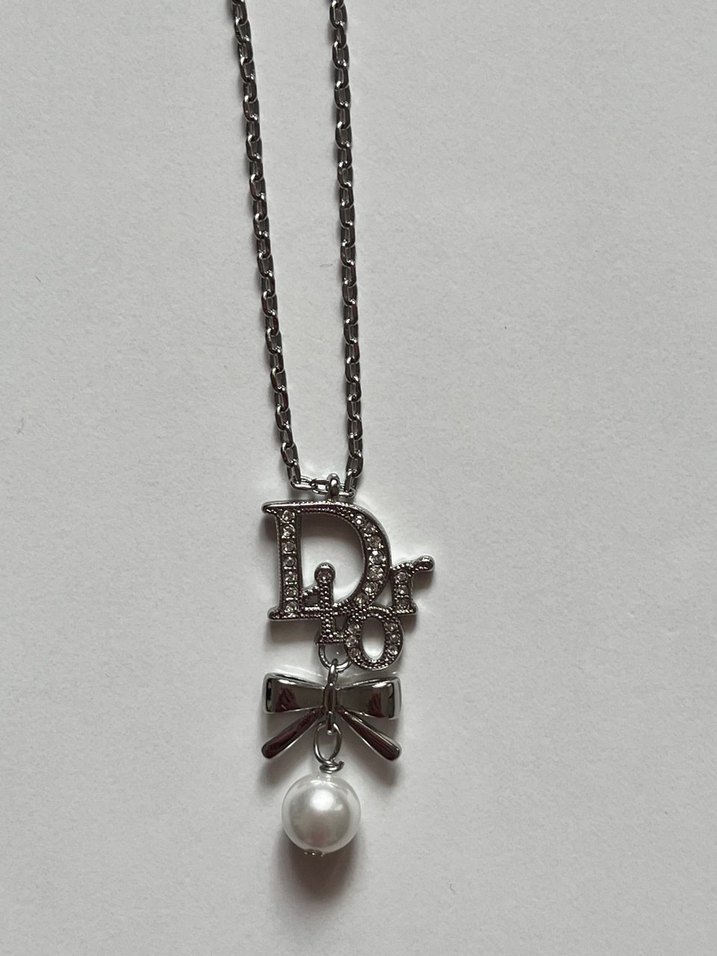 Christian Dior Ribbon İnci Detaylı Coquette Kolye - Görsel 4