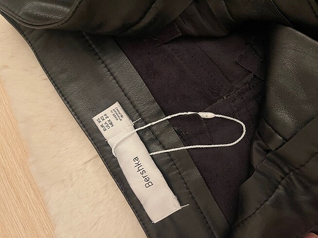 s Beden Orjinal marka bershka deri palazzo