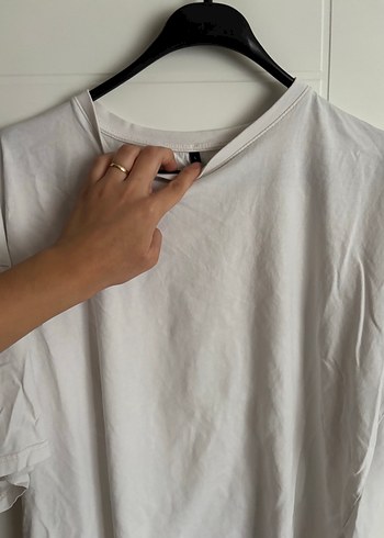 Beyaz Baskılı Kadın Tişört - Görsel 2