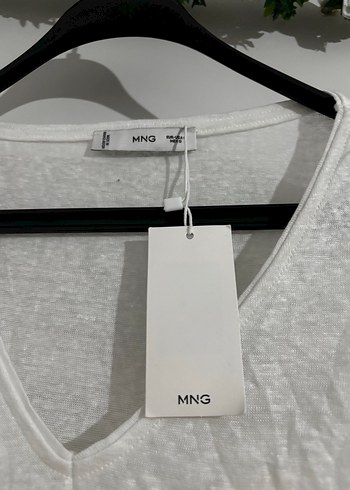 Kadın Beyaz Keten V Yaka Kısa Kollu Tişört Mango - Görsel 3