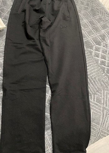 Siyah Rahat Kesim erkek eşofman - Görsel 2