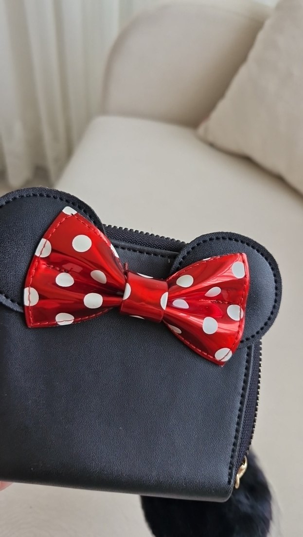 Kırmızı Puantiyeli Fiyonk Detaylı Siyah mini mouse Cüzdan - Görsel 3