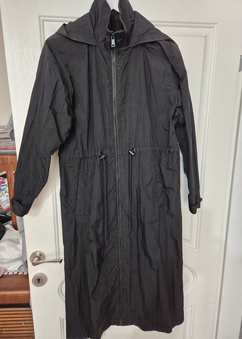 Siyah Uzun Fermuarlı Kadın Yağmurluk trençkot - Görsel 2