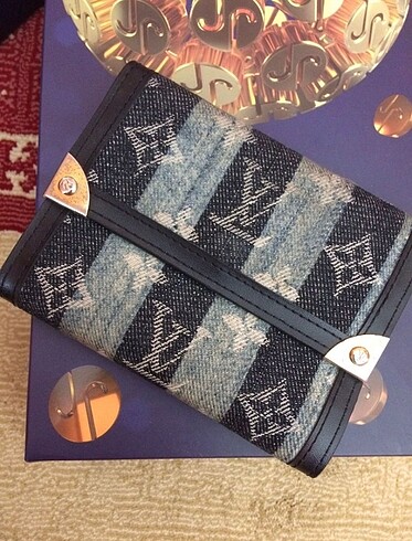 Louıs vuitton cüzdan