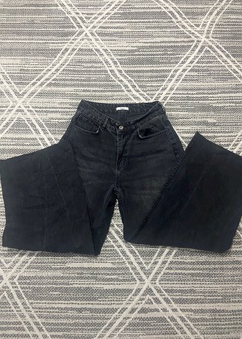 Bershka Yuksek Bel Siyah Denim Jean