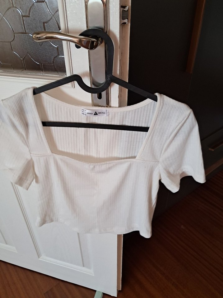 Beyaz Kadın Kısa Crop Top - Görsel 2