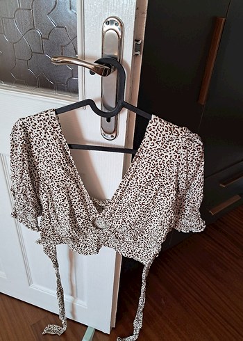 Leopar Desenli V Yaka Kadın Bluz - Görsel 5