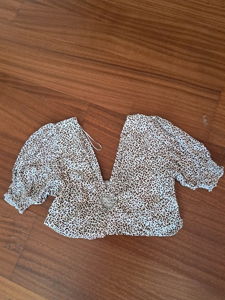 Leopar Desenli V Yaka Kadın Bluz - Görsel 2