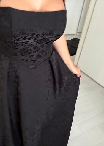 Zara Uzun Siyah Straplez belden oturan elbise