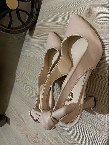 39 Beden Kadın stiletto