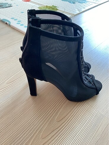 Diğer Stiletto