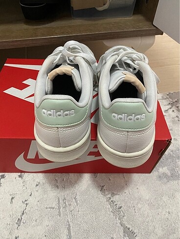39 Beden Adidas ayakkabı