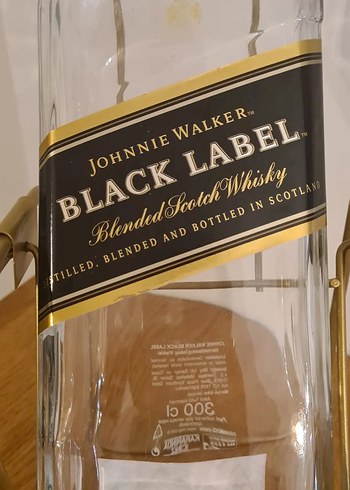 JOHNNIE WALKER BLACK LABEL SALINCAKLI BOŞ ŞİŞE - Görsel 2
