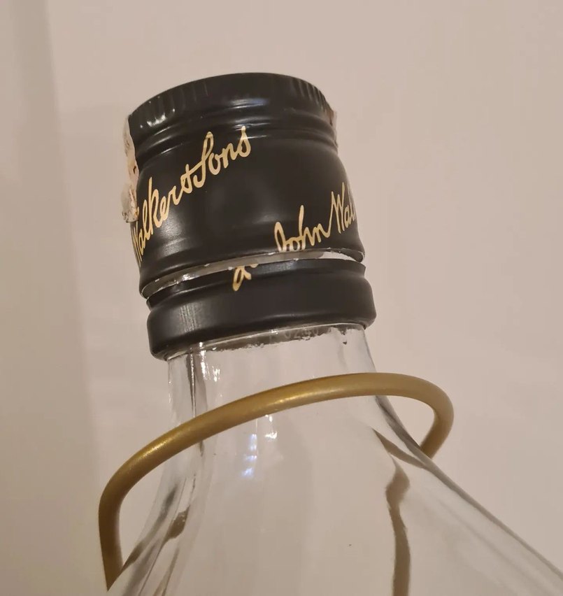 JOHNNIE WALKER BLACK LABEL SALINCAKLI BOŞ ŞİŞE - Görsel 5
