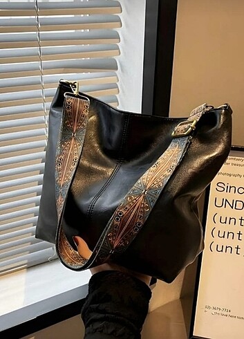 Kolon askılı vintage çanta siyah