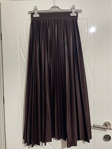 Kahve pileli etek - Görsel 2