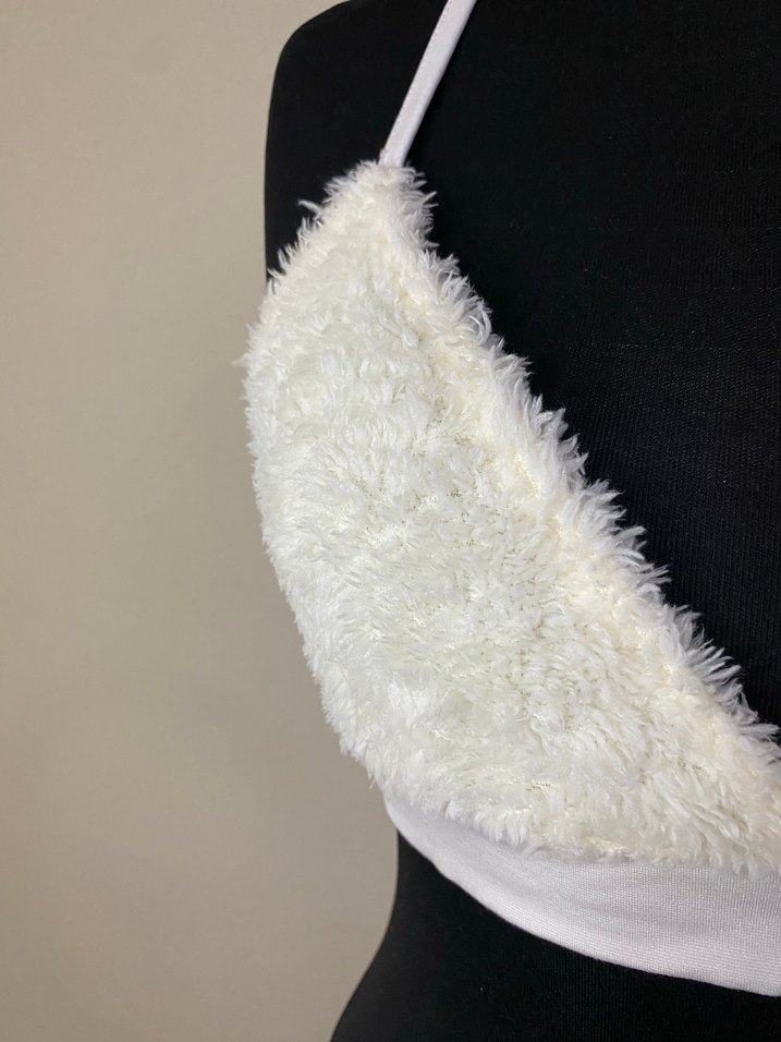 Beyaz V Yakalı Kürk Detaylı Mini Büstiyer - Görsel 3